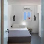 Alexandros Suites, Mykonos Town, With Shared Rooftop Terrace Appartamento