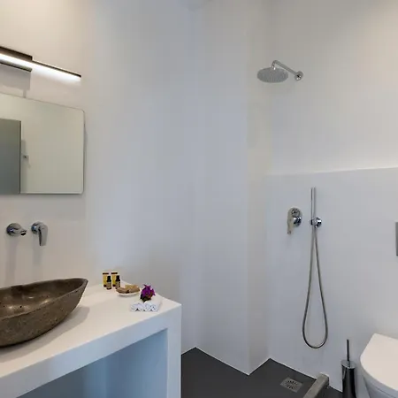 Alexandros Suites, Mykonos Town, With Shared Rooftop Terrace Apartmán