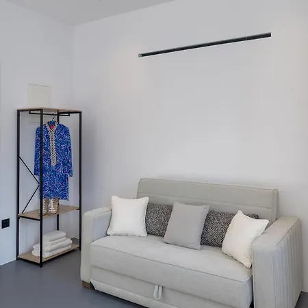 Alexandros Suites, Mykonos Town, With Shared Rooftop Terrace *