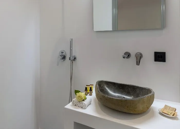 Apartment Alexandros Suites, Mykonos Town, With Shared Rooftop Terrace