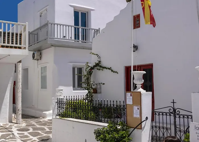 Apartamento Alexandros Suites, Mykonos Town, With Shared Rooftop Terrace *