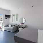 Alexandros Suites, Mykonos Town, With Shared Rooftop Terrace Lejlighed Mykonos Town