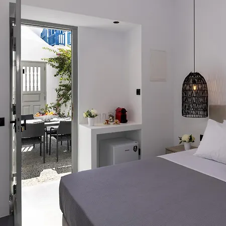 Apartment Alexandros Suites, Mykonos Town, With Shared Rooftop Terrace