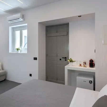 Alexandros Suites, Mykonos Town, With Shared Rooftop Terrace * Mykonos Town